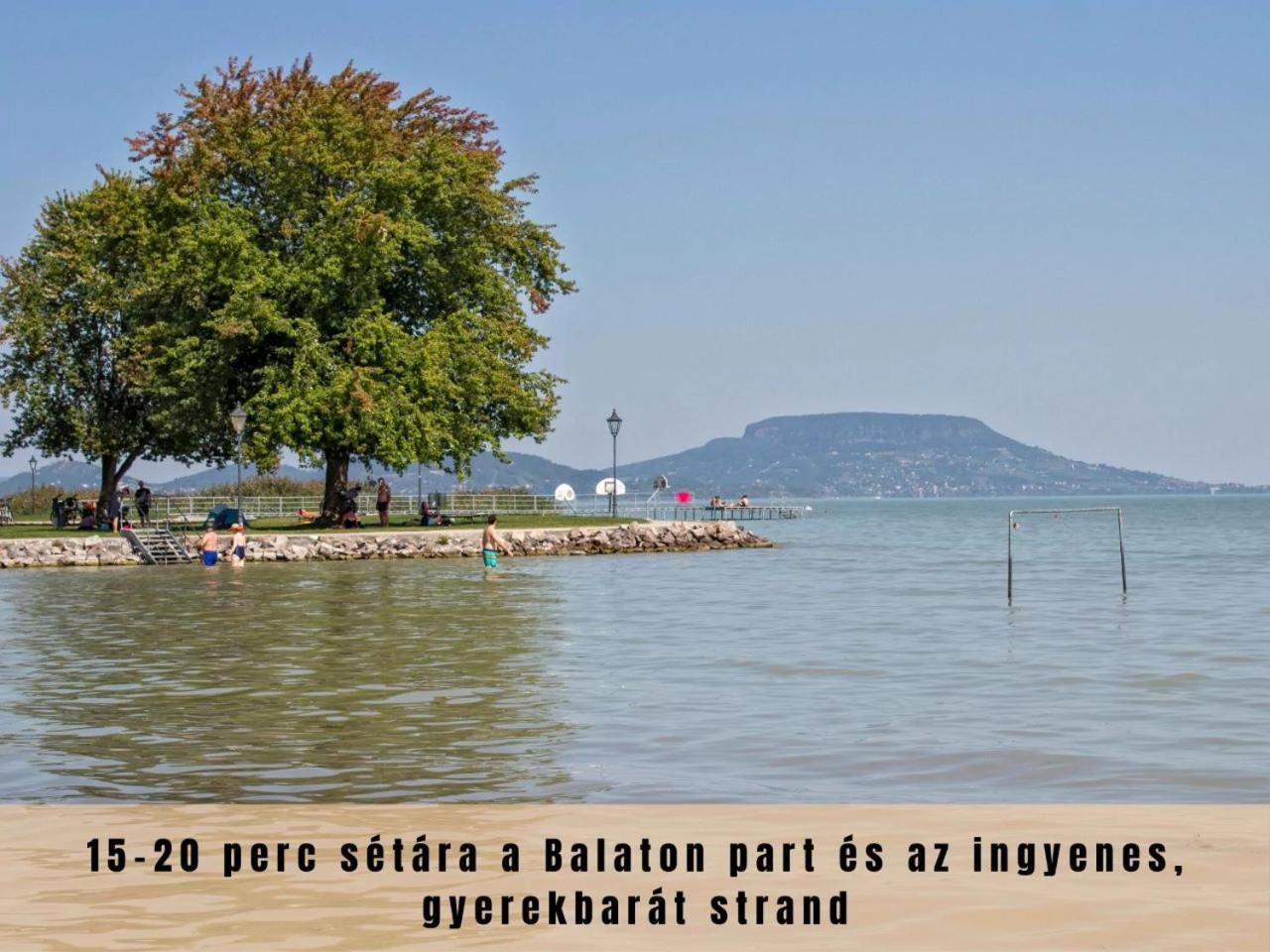 Villa Estina House à Balatonboglár Extérieur photo