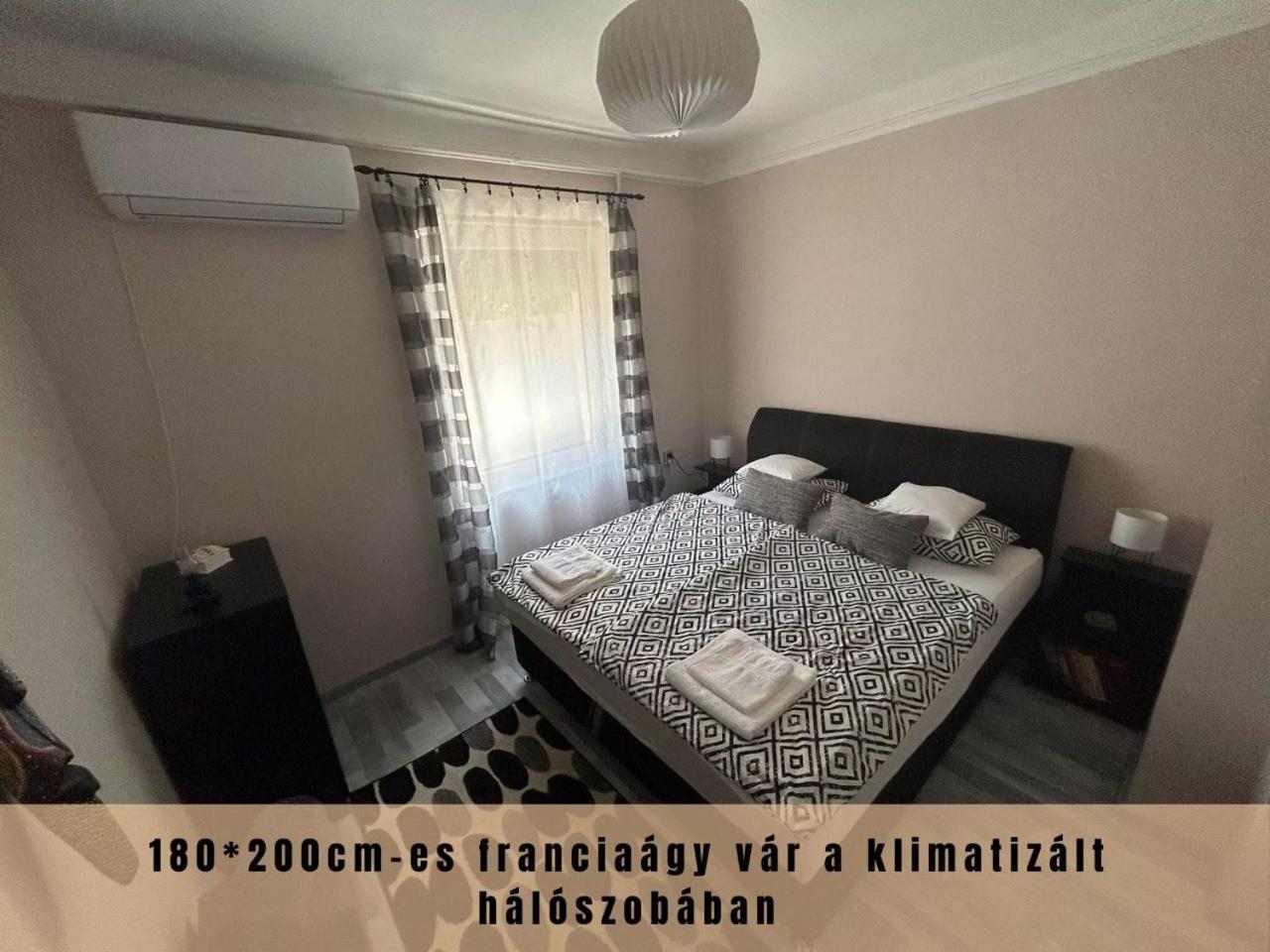 Villa Estina House à Balatonboglár Extérieur photo